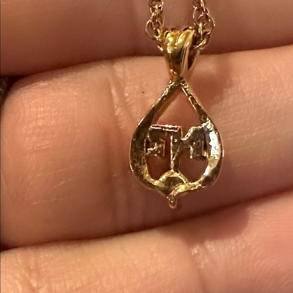 Nina Ricci Mixed Metal Vintage Pendant Necklace - Picture 5 of 6